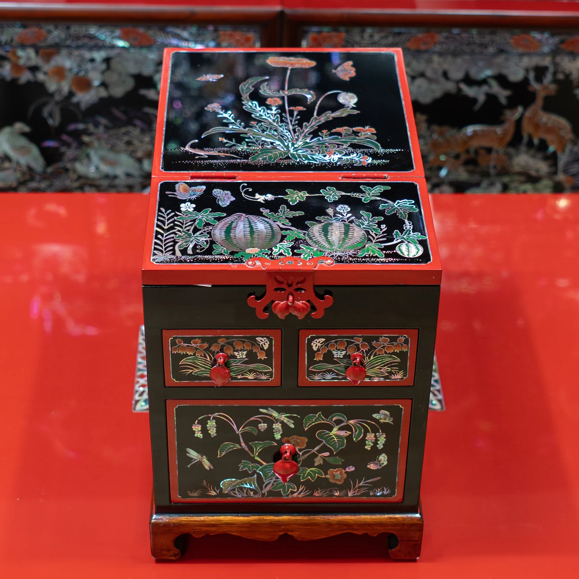 The Garden of Eternal Harmony - Grand Master's Mirror Chest with Inlaid Flora, Butterflies, and Insects